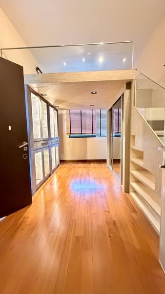 The Hillier, 6 Hillview Rise, 2 Bedrooms, 818 sqft, Condominium For Sale, by George Foo, 500222447 - Room 2 & walk in cabinet - PropertyGuru.com.sg