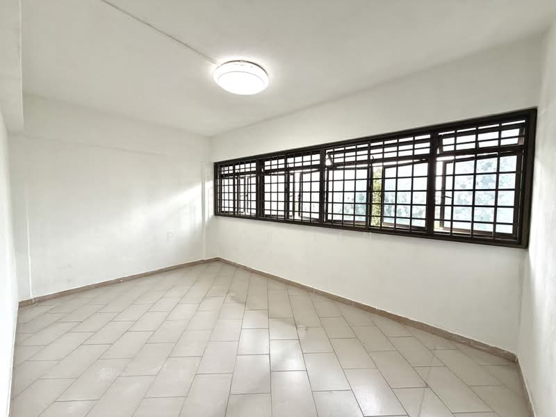 125 Geylang East Avenue 1, 125 Geylang East Avenue 1, 3 Bedrooms, 1,162 sqft, HDB Flat For Sale, by Paige Tan, 500222452 - Interior - PropertyGuru.com.sg