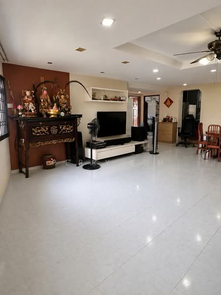 368 Tampines Street 34, 368 Tampines Street 34, 3 Bedrooms, 1,302 sqft, HDB Flat For Sale, by Perry Koh, 500222455 - Living Room - PropertyGuru.com.sg