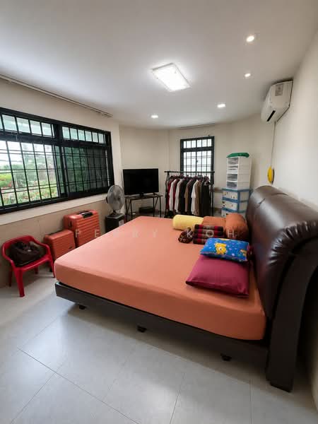368 Tampines Street 34, 368 Tampines Street 34, 3 Bedrooms, 1,302 sqft, HDB Flat For Sale, by Perry Koh, 500222455 - Bedroom - PropertyGuru.com.sg