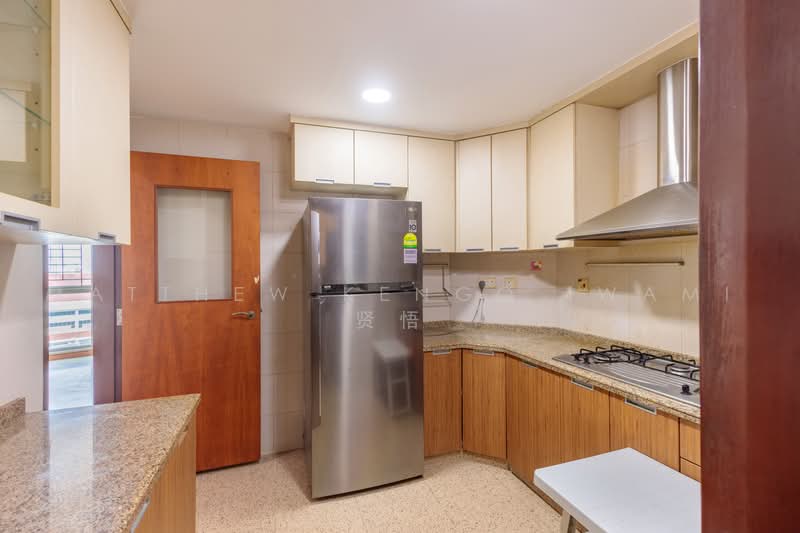 Rafflesia Condo, 33 Bishan Street 21, 3 Bedrooms, 1,302 sqft, Condominium For Sale, by Matthew Kengo Iwami 贤悟, 500222462 - Kitchen - PropertyGuru.com.sg