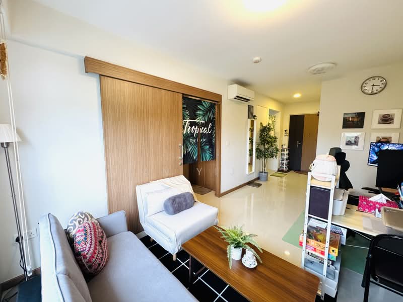 405B Northshore Drive, 405B Northshore Drive, Hougang / Punggol / Sengkang, 1 Bedroom, 506 sqft, HDB Flat For Sale, by Han Yijie, 500222466 - Living Room - PropertyGuru.com.sg