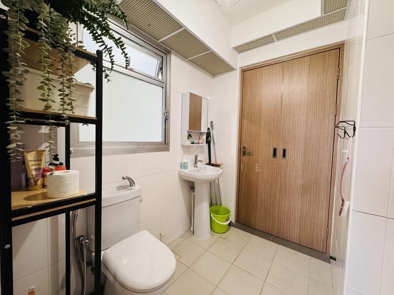 405B Northshore Drive, 405B Northshore Drive, Hougang / Punggol / Sengkang, 1 Bedroom, 506 sqft, HDB Flat For Sale, by Han Yijie, 500222466 - Bathroom - PropertyGuru.com.sg