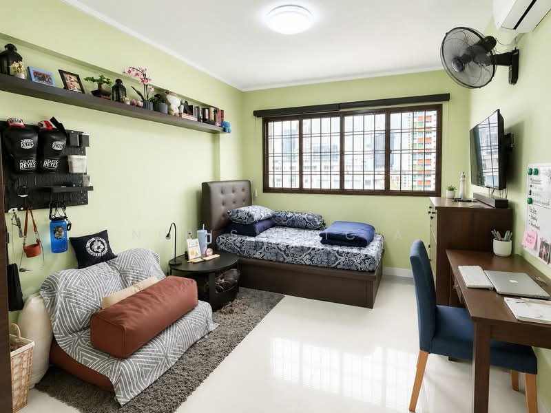 238 Jurong East Street 21, 238 Jurong East Street 21, 3 Bedrooms, 1,291 sqft, HDB Flat For Sale, by Nuris Alicia, 500222475 - Bedroom - PropertyGuru.com.sg