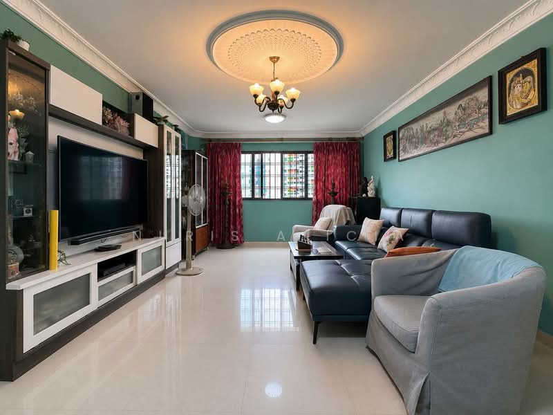 238 Jurong East Street 21, 238 Jurong East Street 21, 3 Bedrooms, 1,291 sqft, HDB Flat For Sale, by Nuris Alicia, 500222475 - Living Room - PropertyGuru.com.sg