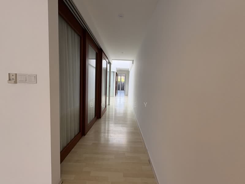 2B Eden Grove, Eden Grove, 2 Bedrooms, 1,669 sqft, Terraced House For Rent, by BQ Tey, 500222479 - Corridor - PropertyGuru.com.sg