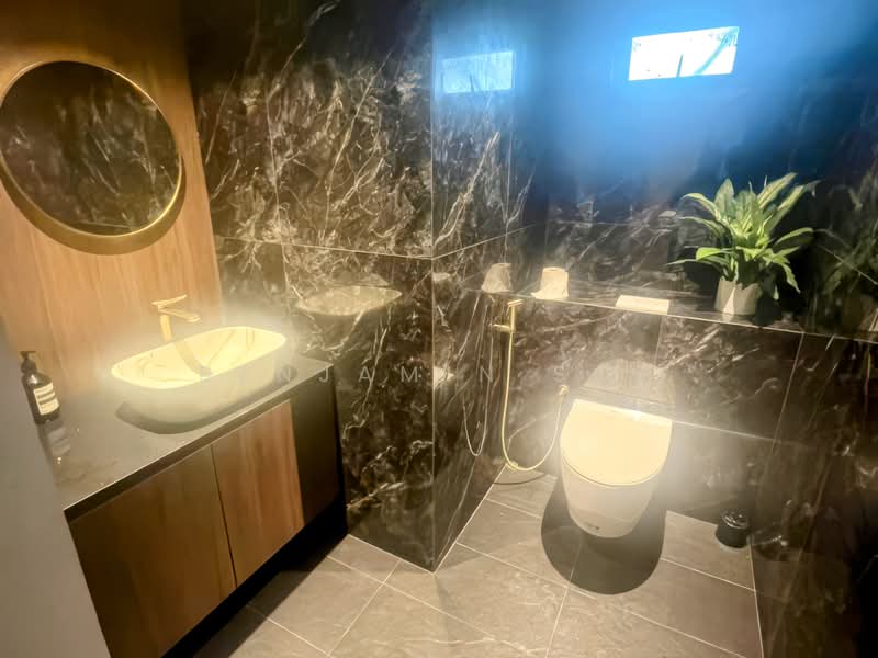GREAT-VALUE WELL-RENOVATED CORNER-TERRACE, 1km to 3 good primary schools, 4 Bedrooms, 2,400 sqft, Corner Terrace For Sale, by Benjamin Soh, 500222483 - Bathroom - PropertyGuru.com.sg