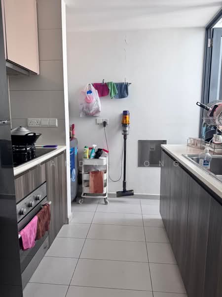 8 @ Woodleigh, 2 Woodleigh Close, 3 Bedrooms, 1,163 sqft, Condominium For Rent, by Randale Ong, 500222491 - Kitchen - PropertyGuru.com.sg