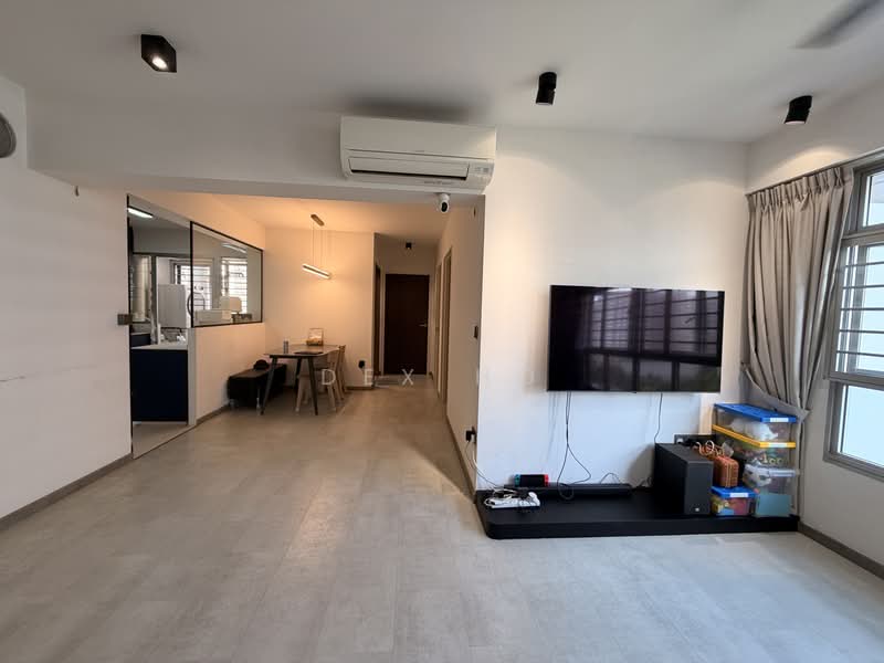 228B Punggol Field, 228B Punggol Field, 3 Bedrooms, 1,001 sqft, HDB Flat For Sale, by Dex Ho, 500222494 - Living Room - PropertyGuru.com.sg