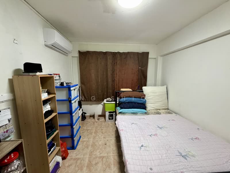 842 Woodlands Street 82, 842 Woodlands Street 82, 3 Bedrooms, 904 sqft, HDB Flat For Sale, by Ang ShiQi, 500222498 - Bedroom - PropertyGuru.com.sg