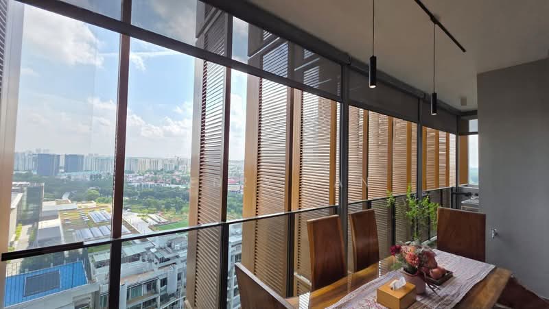 Midwood, 8 Hillview Rise, 4 Bedrooms, 1,259 sqft, Condominium For Sale, by Henry Tan, 500222505 - Balcony - PropertyGuru.com.sg