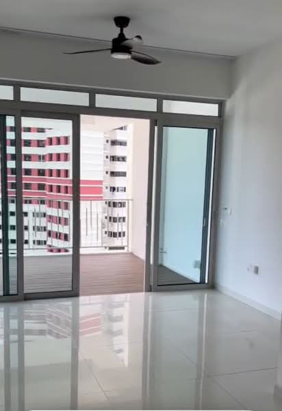 The Metropolitan Condominium, 8 Alexandra View, 2 Bedrooms, 840 sqft, Condominium For Rent, by Selina Sun, 500222507 - Balcony - PropertyGuru.com.sg