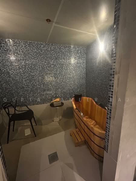 Furama Riverfront, 405 Havelock Road, 11,745 sqft, Other Retail For Rent, by Gupta Sameer Raj, 500222511 - Bathroom - CommercialGuru.com.sg