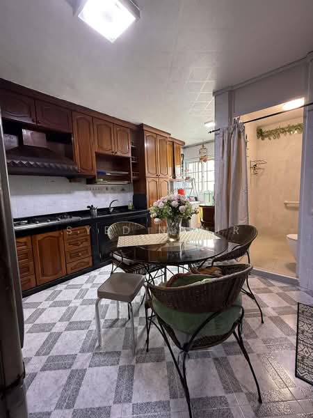 168 Hougang Avenue 1, 168 Hougang Avenue 1, 3 Bedrooms, 1,087 sqft, HDB Flat For Sale, by Syed Nasir, 500222522 - Kitchen - PropertyGuru.com.sg