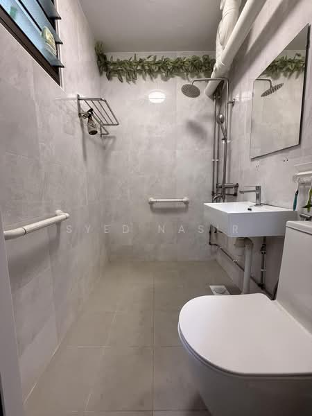 168 Hougang Avenue 1, 168 Hougang Avenue 1, 3 Bedrooms, 1,087 sqft, HDB Flat For Sale, by Syed Nasir, 500222522 - Bathroom - PropertyGuru.com.sg