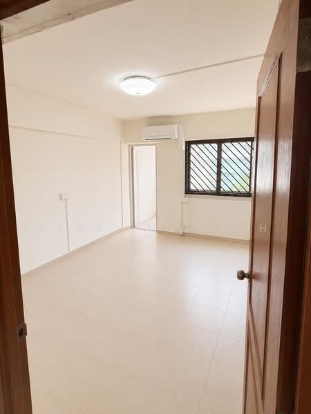 166 Tampines Street 12, 166 Tampines Street 12, 3 Bedrooms, 1,162 sqft, HDB Flat For Sale, by Madeline Kuah, 500222532 - Interior - PropertyGuru.com.sg
