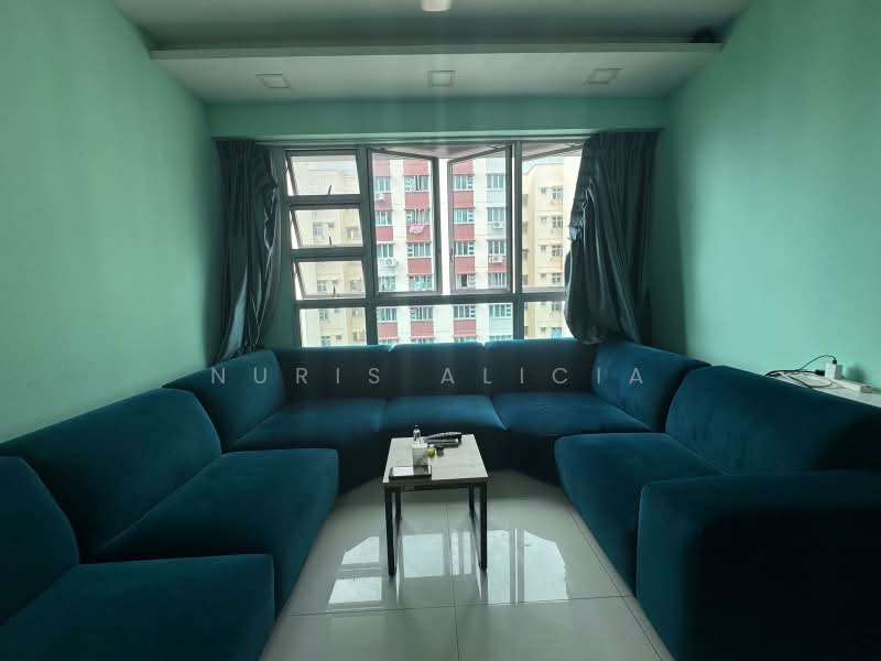 429B Bedok North Woods, 429B Bedok North Road, 2 Bedrooms, 743 sqft, HDB Flat For Sale, by Nuris Alicia, 500222536 - Living Room - PropertyGuru.com.sg