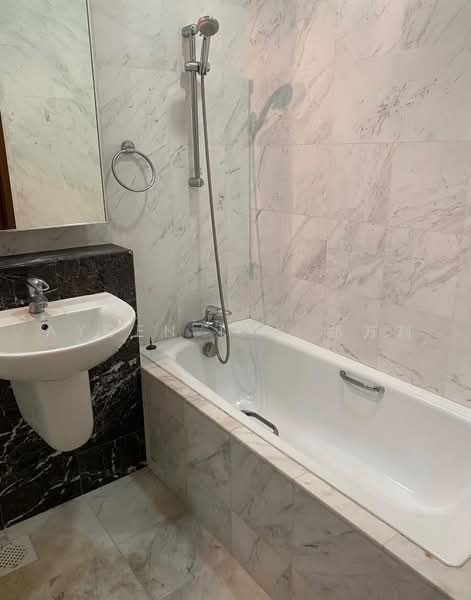 Mandale Heights, 45 Mandalay Road, 2 Bedrooms, 764 sqft, Apartment For Rent, by Ayden Tay 郑万利, 500222542 - Bathroom - PropertyGuru.com.sg