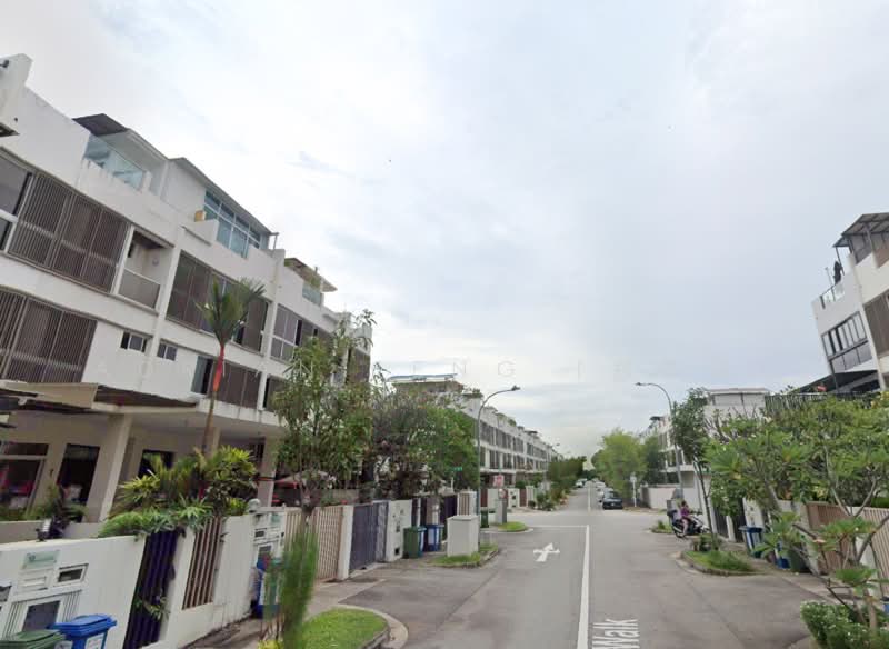 Rare Terrace along Seletar Green Walk Lexus Hill for Sale!, Seletar Green Walk, 5 Bedrooms, 1,615 sqft, Terraced House For Sale, by Adrian Teng (郑景荣), 500222549 - Exterior - PropertyGuru.com.sg