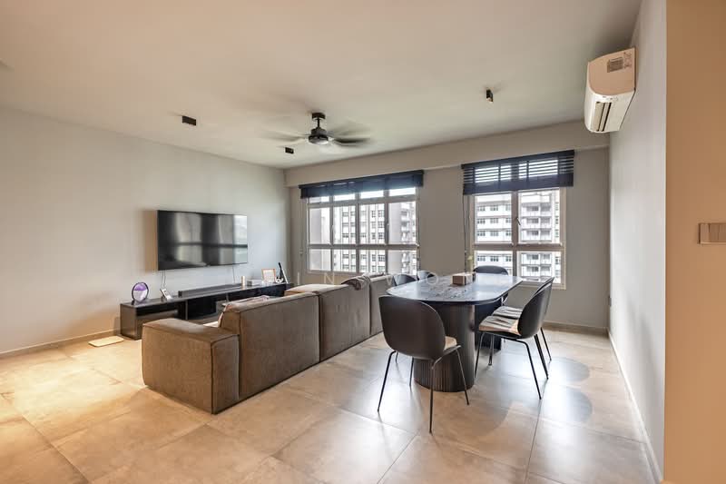 229A Sumang Lane, 229A Sumang Lane, 3 Bedrooms, 1,216 sqft, HDB Flat For Sale, by Robin Wong, 500222557 - Living Room - PropertyGuru.com.sg