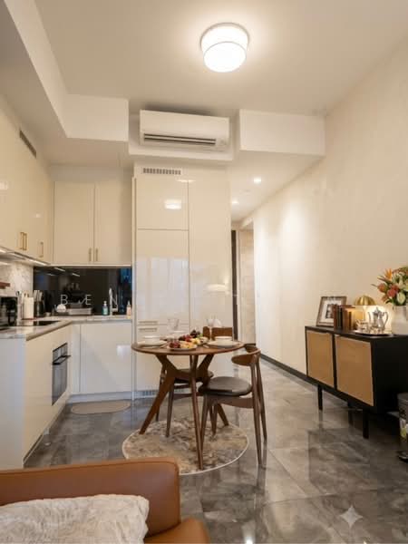 120 Beach Road photo 2