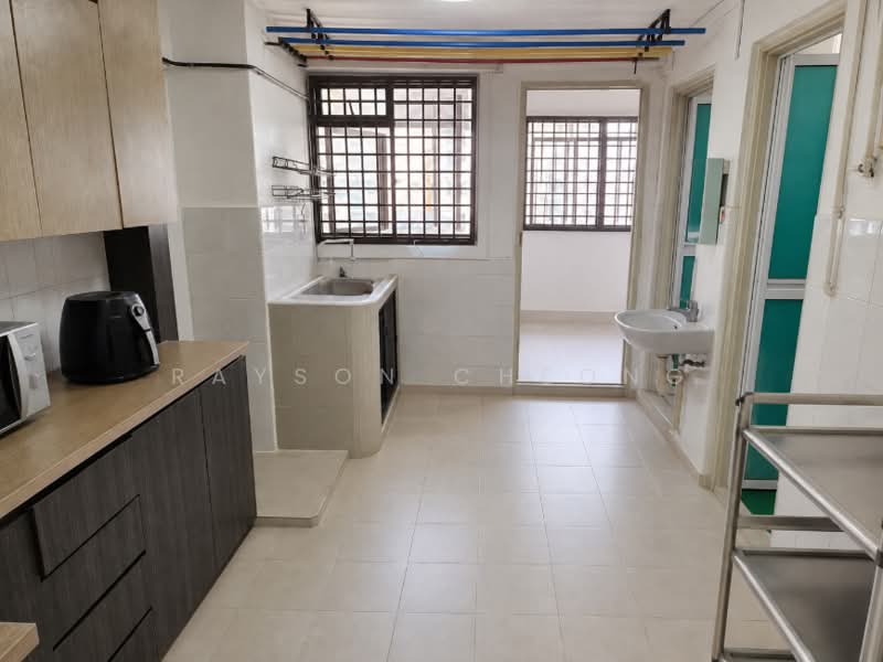 195 Kim Keat Avenue, 195 Kim Keat Avenue, 2 Bedrooms, 710 sqft, HDB Flat For Sale, by Rayson Cheong, 500222561 - Kitchen - PropertyGuru.com.sg