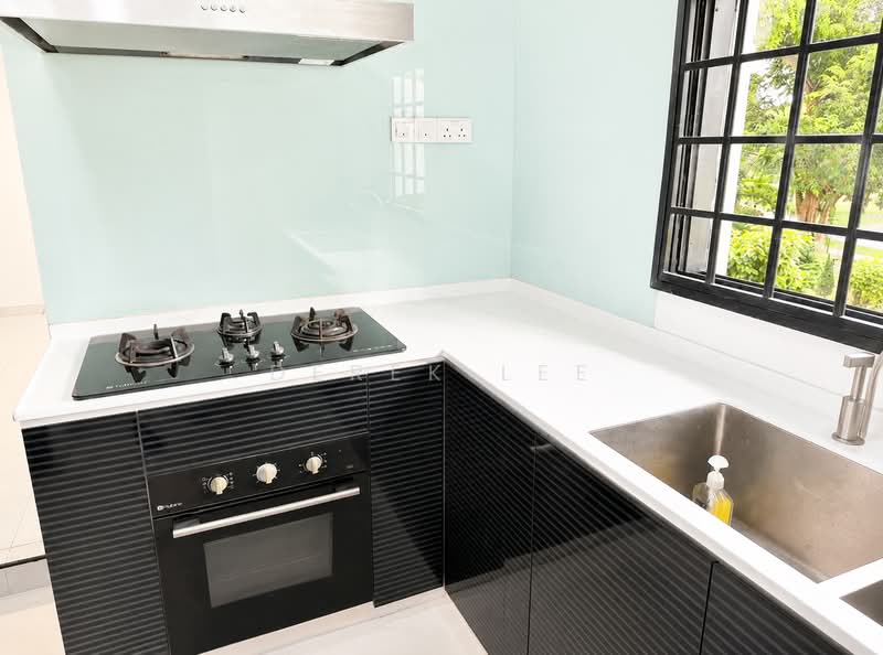 Lakeview Estate, 97A Upper Thomson Road, 3 Bedrooms, 1,615 sqft, Apartment For Sale, by Derek Lee, 500222562 - Kitchen - PropertyGuru.com.sg
