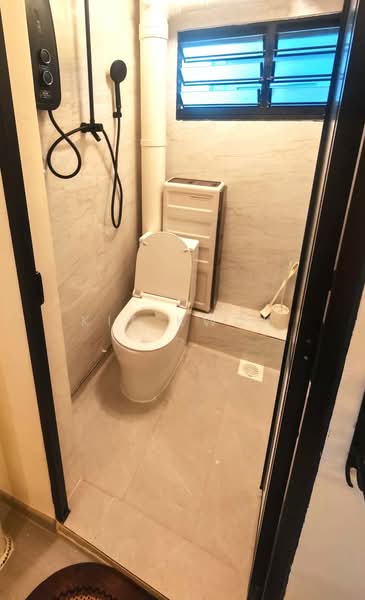169 Woodlands Street 11, 169 Woodlands Street 11, Room Rental, 350 sqft, HDB Flat For Rent, by Kit Kwok, 500222566 - Bathroom - PropertyGuru.com.sg