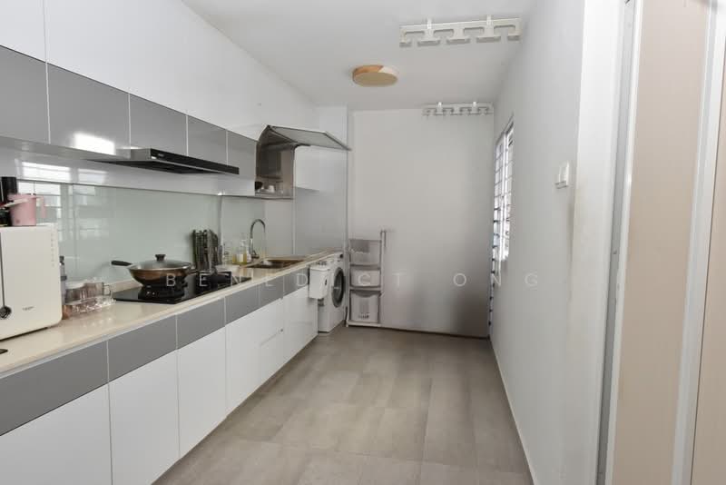 20 Jalan Membina, 20 Jalan Membina, 2 Bedrooms, 968 sqft, HDB Flat For Rent, by Benedict Ong, 500222568 - Kitchen - PropertyGuru.com.sg
