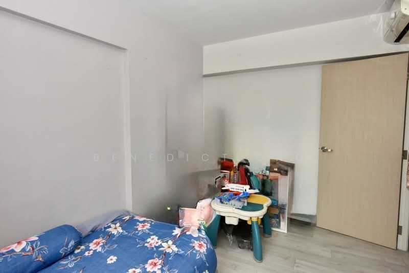 20 Jalan Membina, 20 Jalan Membina, 2 Bedrooms, 968 sqft, HDB Flat For Rent, by Benedict Ong, 500222568 - Bedroom Common - PropertyGuru.com.sg