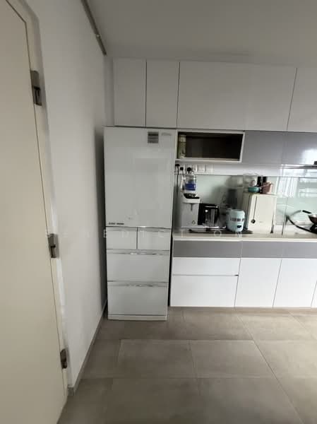 20 Jalan Membina, 20 Jalan Membina, 2 Bedrooms, 968 sqft, HDB Flat For Rent, by Benedict Ong, 500222568 - Kitchen - PropertyGuru.com.sg