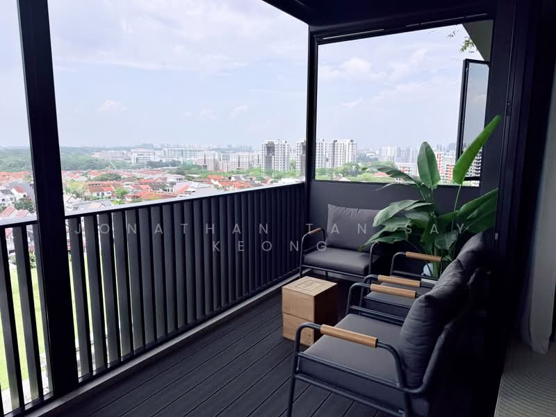 Lentor Modern, 5 Lentor Central, 4 Bedrooms, 1,528 sqft, Condominium For Sale, by Jonathan Tan Say Keong, 500222579 - Balcony - PropertyGuru.com.sg