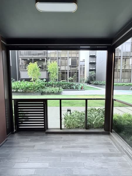 The Commodore, 59 Canberra Drive, 4 Bedrooms, 1,184 sqft, Condominium For Rent, by Joseph Ng 黄德顺, 500222583 - Exterior - PropertyGuru.com.sg