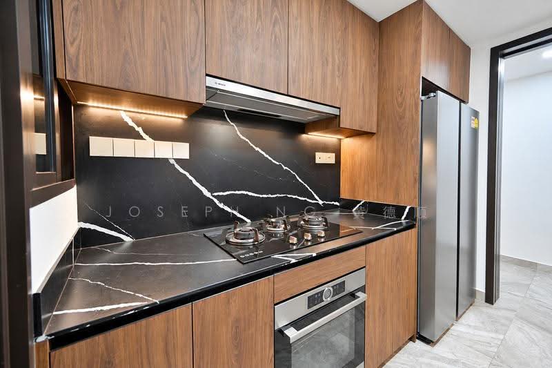 The Commodore, 59 Canberra Drive, Sembawang / Yishun, 4 Bedrooms, 1,184 sqft, Condominium For Rent, by Joseph Ng 黄德顺, 500222583 - Kitchen - PropertyGuru.com.sg
