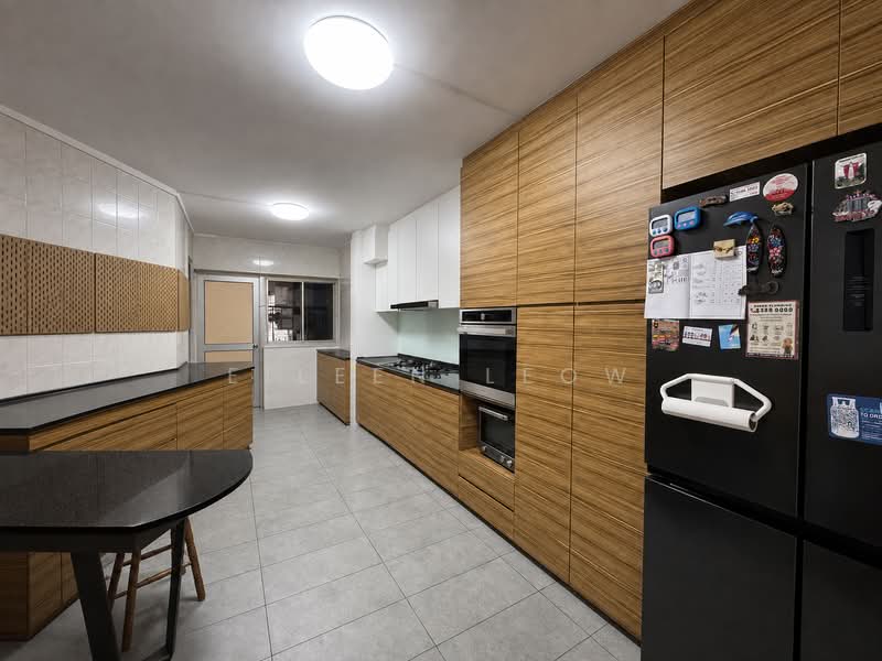 543 Jurong West Street 42, 543 Jurong West Street 42, 3 Bedrooms, 1,205 sqft, HDB Flat For Sale, by Eileen Leow, 500222585 - Kitchen - PropertyGuru.com.sg