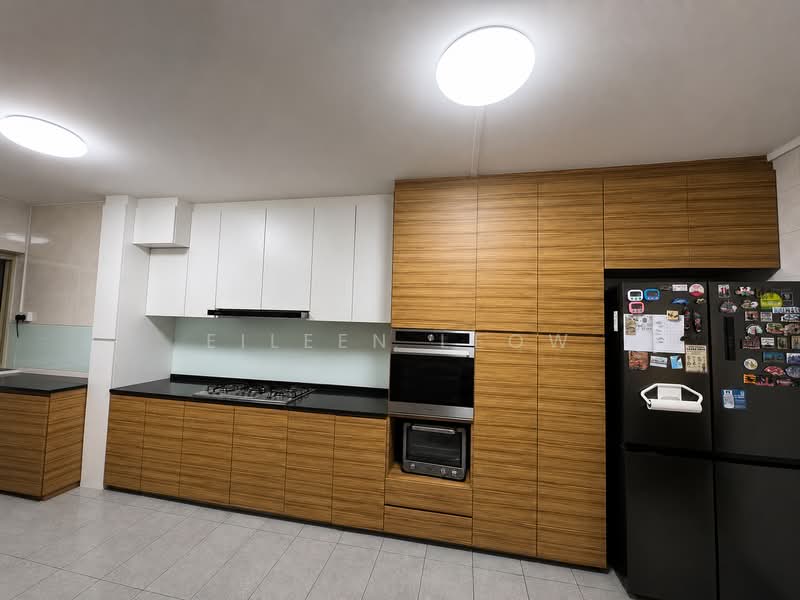 543 Jurong West Street 42, 543 Jurong West Street 42, 3 Bedrooms, 1,205 sqft, HDB Flat For Sale, by Eileen Leow, 500222585 - Kitchen - PropertyGuru.com.sg
