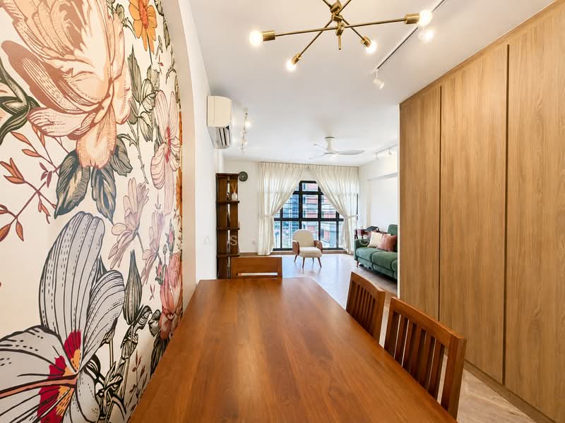 75B Redhill Road, 75B Redhill Road, 3 Bedrooms, 1,076 sqft, HDB Flat For Sale, by Jason Ng, 500222592 - Living Room - PropertyGuru.com.sg
