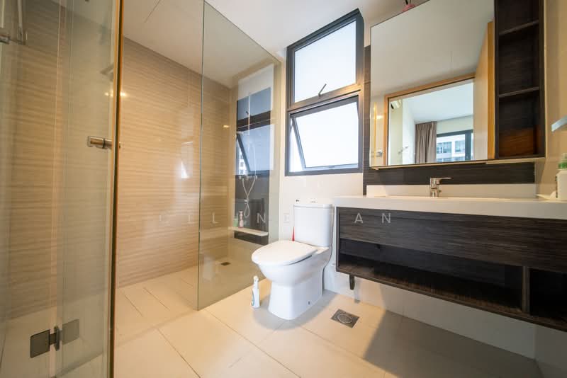 Blossom Residences, 30 Segar Road, 3 Bedrooms, 969 sqft, Executive Condominium For Sale, by Celine Tan, 500222596 - Bathroom - PropertyGuru.com.sg