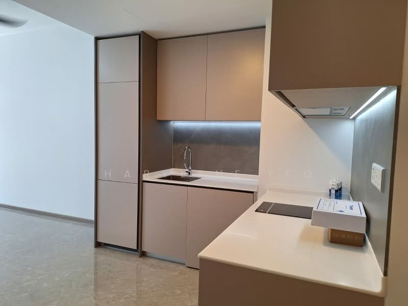 Sengkang Grand Residences, 74 Compassvale Bow, Hougang / Punggol / Sengkang, 2 Bedrooms, 764 sqft, Condominium For Sale, by Charylene Yeo, 500222600 - Kitchen - PropertyGuru.com.sg