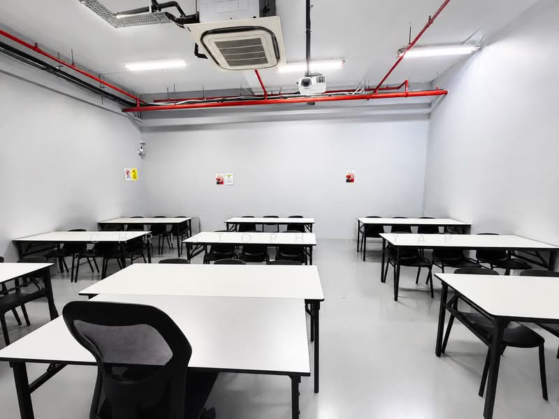Excalibur Centre, 71 Ubi Crescent, 2,573 sqft, Light Industrial (B1) For Sale, by Christopher Yap, 500222602 - Interior - CommercialGuru.com.sg