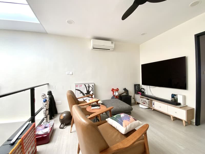 2 Spacious Common Room For Rent In Seletar Hills, District 28, , Room Rental, 160 sqft, Terraced House For Rent, by Milton Chee, 500222608 - Living Room - PropertyGuru.com.sg