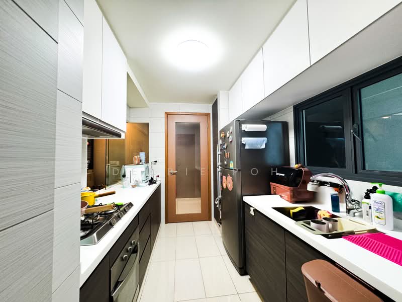 Belysa, 55 Pasir Ris Drive 1, 3 Bedrooms, 947 sqft, Executive Condominium For Sale, by Debbie Poh, 500222632 - Kitchen - PropertyGuru.com.sg