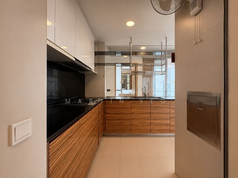 UNDERVALUE UNBLOCKED Sea View 1km to Tao Nan D15 2530 Sqft 4 Bed 5 Bath Marine Parade MRT High Floor, East Coast / Marine Parade, 4 Bedrooms, 2,530 sqft, Condominium For Sale, by Martin Yeo, 500222634 - Kitchen - PropertyGuru.com.sg