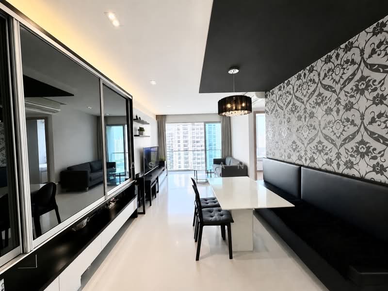 One Amber, 1 Amber Gardens, 2 Bedrooms, 958 sqft, Condominium For Sale, by Jason Ang, 500222650 - Spacious living and dining area - PropertyGuru.com.sg