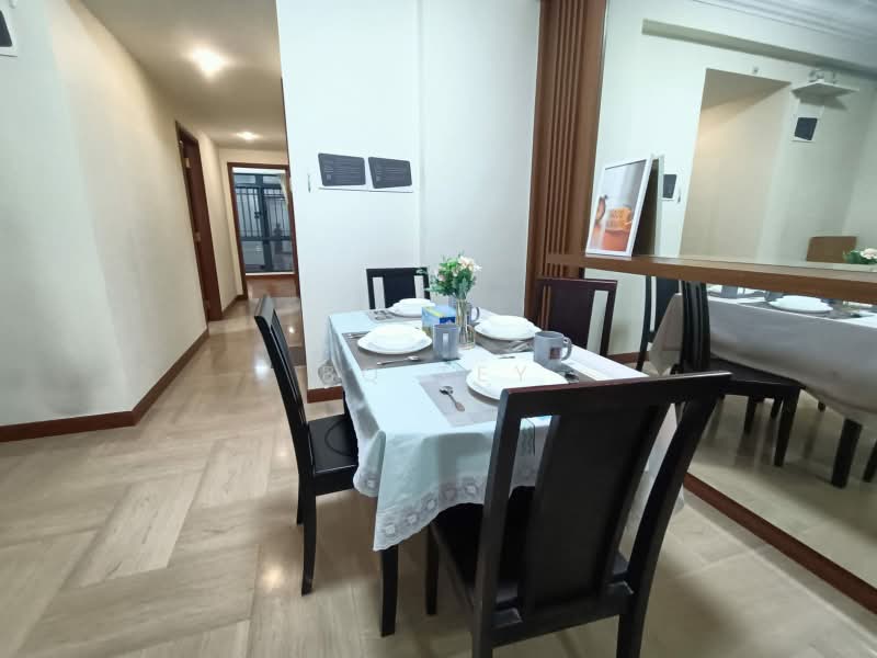 East Meadows, 30 Tanah Merah Kechil Road, Room Rental, 200 sqft, Condominium For Rent, by BQ Tey, 500222651 - Dining Room - PropertyGuru.com.sg