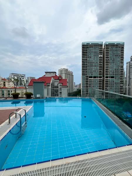 Attitude @ Kim Yam, 1 Kim Yam Road, 1 Bedroom, 600 sqft, Condominium For Rent, by Haikal Nash, 500222664 - Rooftop Pool - PropertyGuru.com.sg