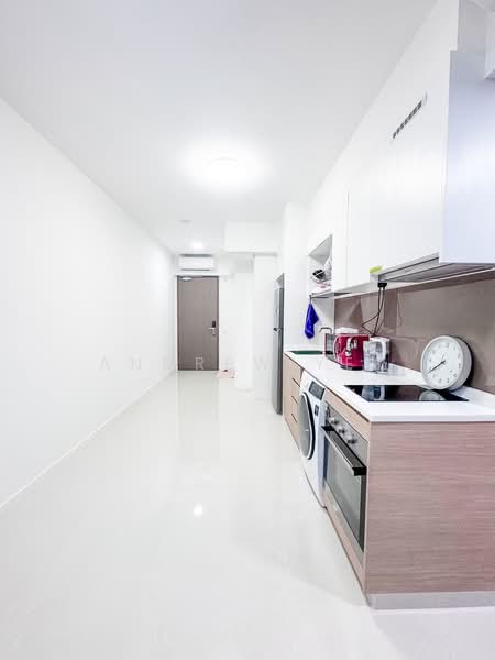 Treasure at Tampines, 1 Tampines Lane, 2 Bedrooms, 657 sqft, Condominium For Rent, by Andrew Yek, 500222665 - Kitchen - PropertyGuru.com.sg