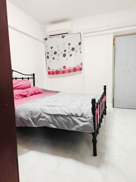 31 Marsiling Drive, 31 Marsiling Drive, 2 Bedrooms, 936 sqft, HDB Flat For Sale, by Fion Chua, 500222670 - Bedroom - PropertyGuru.com.sg