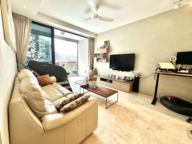 The Venue Residences and Shoppes, 14 Tai Thong Crescent, 3 Bedrooms, 1,130 sqft, Condominium For Sale, by Kyle Ng, 500222677 - Living Room - PropertyGuru.com.sg