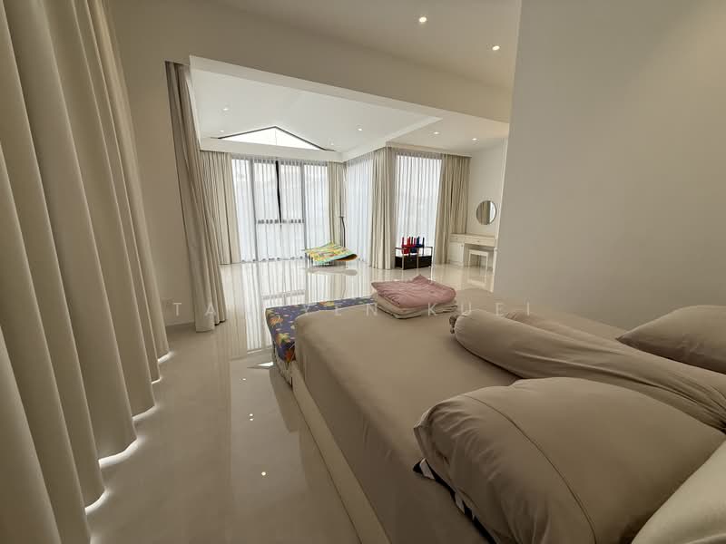 Faber Hills Estate, Faber Park, Buona Vista / West Coast / Clementi New Town, 6 Bedrooms, 4,750 sqft, Corner Terrace For Sale, by Tan Yen Kuei, 500222681 - Bedroom - PropertyGuru.com.sg